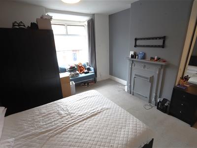 Picture 11